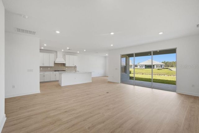 1545 TRAILHEAD LANE, Zephyrhills, FL 33541