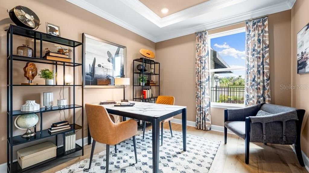 Image 7 of property listing at 1545 TRAILHEAD LANE, Zephyrhills, FL 33541