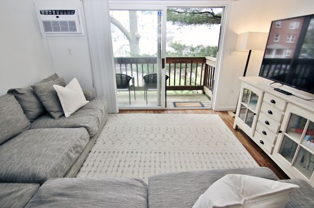 256 Washington Boulevard 9, Stamford, CT 06902