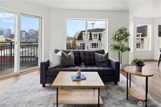 500 Aloha Street #308, Seattle, WA 98109