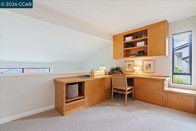 7 Doral Dr, Moraga, CA 94556