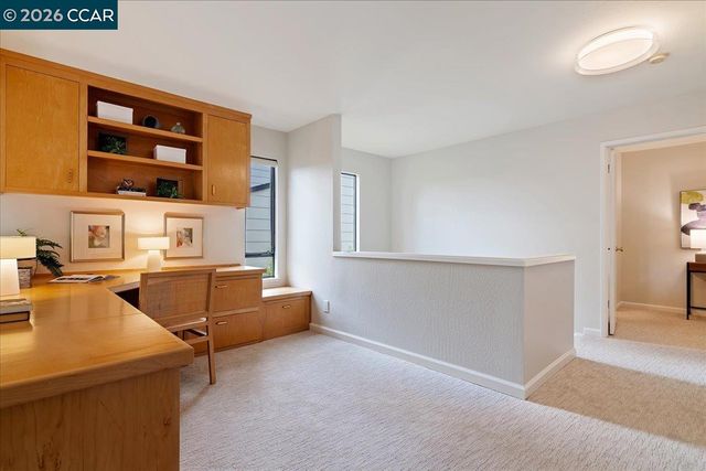 7 Doral Dr, Moraga, CA 94556