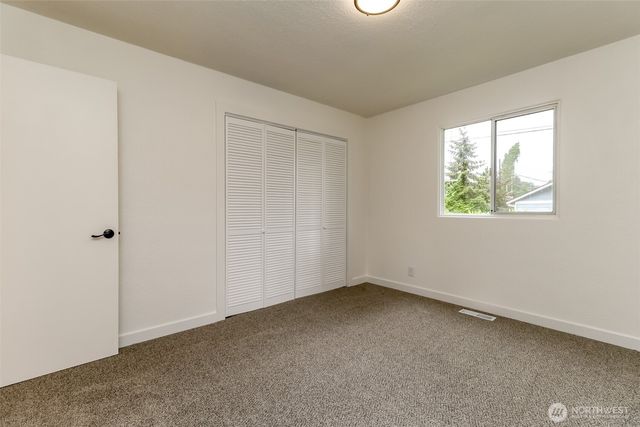 8223 Sherwood Forest Street SW, Lakewood, WA 98498