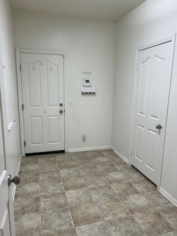 42909 Edson Avenue, Lancaster, CA 93536