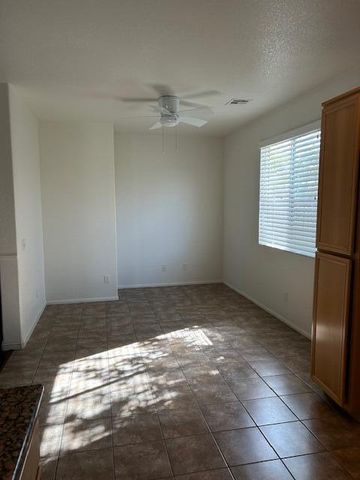 42909 Edson Avenue, Lancaster, CA 93536