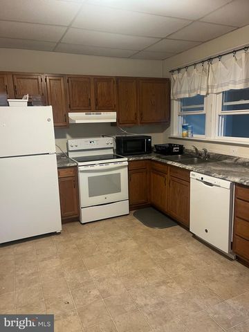 17830 SHERMAN AVE, Hagerstown, MD 21740