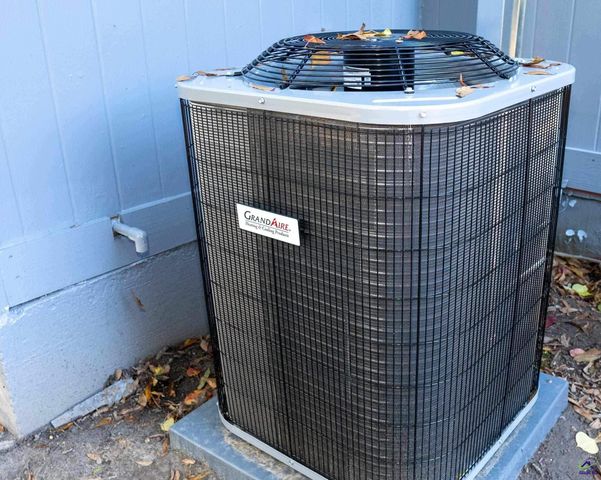 220 Wendan Way, Warner Robins, GA 31093