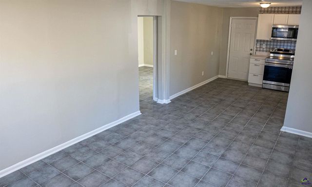 220 Wendan Way, Warner Robins, GA 31093