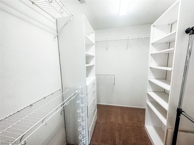 7333 Camden Pine Avenue, Las Vegas, NV 89129