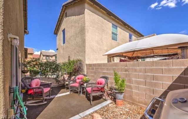 7333 Camden Pine Avenue, Las Vegas, NV 89129
