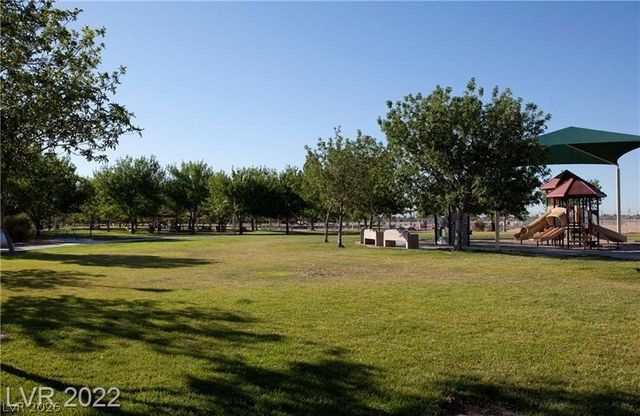 7333 Camden Pine Avenue, Las Vegas, NV 89129