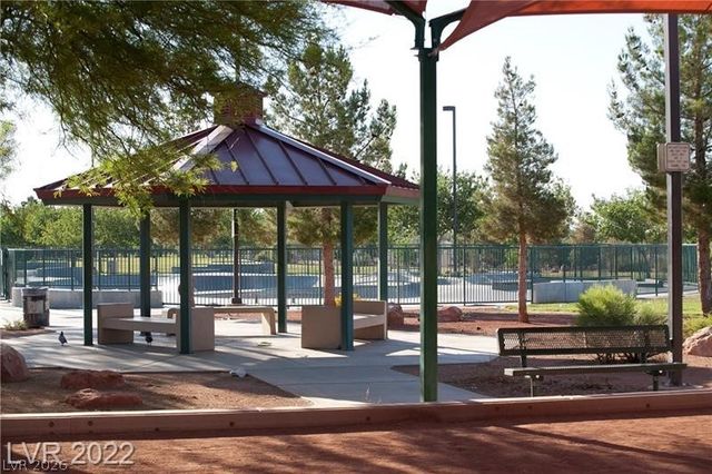 7333 Camden Pine Avenue, Las Vegas, NV 89129