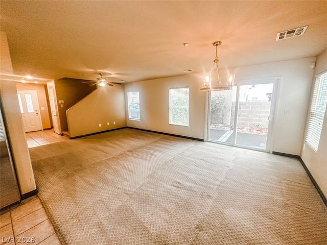 7333 Camden Pine Avenue, Las Vegas, NV 89129