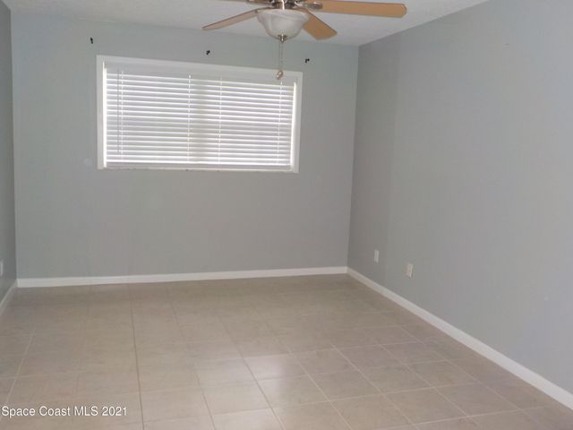 1617 NE Sunny Brook Lane NE 203, Palm Bay, FL 32905