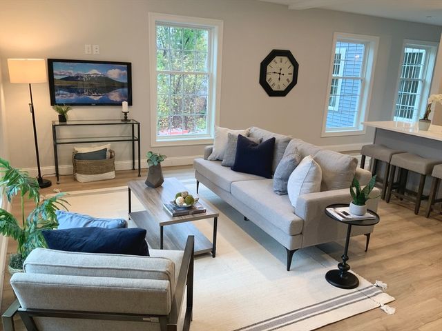 64 Holten St. 203, Danvers, MA 01923