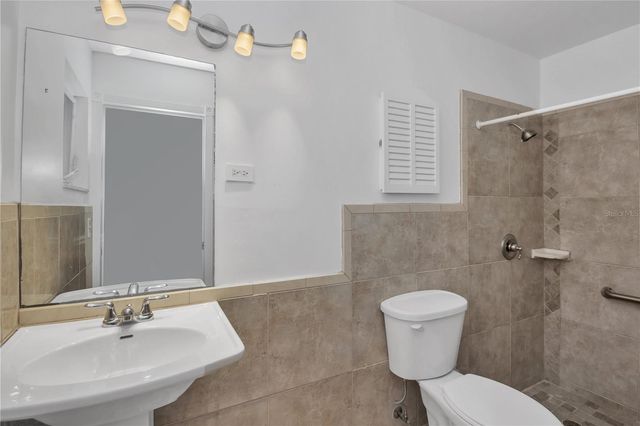 445 DESOTO DRIVE, New Smyrna Beach, FL 32169