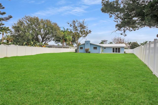 445 DESOTO DRIVE, New Smyrna Beach, FL 32169