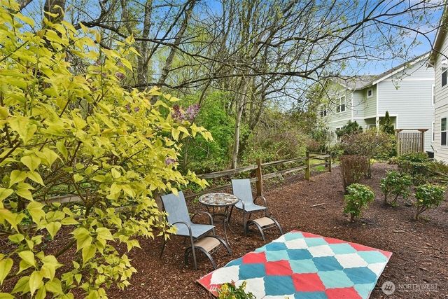 10603 NE Kingston Meadows Circle, Kingston, WA 98346