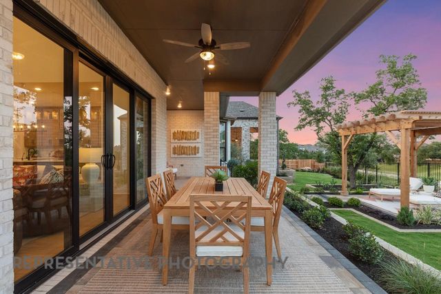 520 Stallion Lane, Van Alstyne, TX 75495