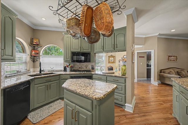 8820 Saint Annes Court, Fort Worth, TX 76179