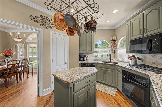 8820 Saint Annes Court, Fort Worth, TX 76179