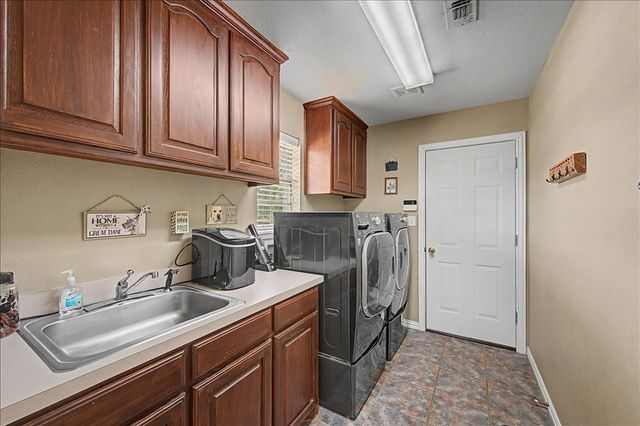 8820 Saint Annes Court, Fort Worth, TX 76179