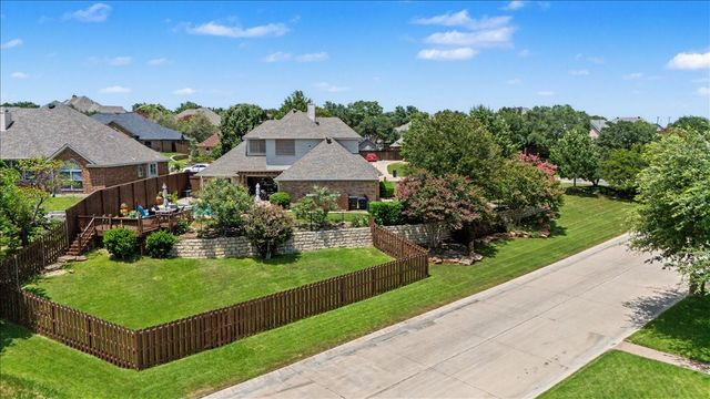 8820 Saint Annes Court, Fort Worth, TX 76179