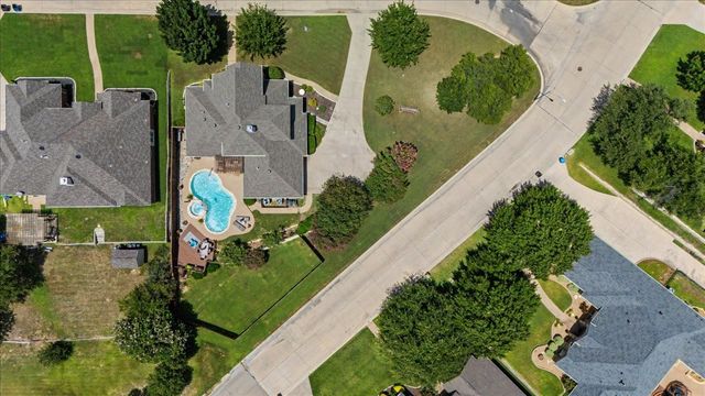 8820 Saint Annes Court, Fort Worth, TX 76179