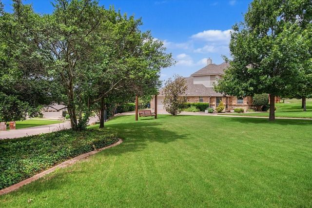 8820 Saint Annes Court, Fort Worth, TX 76179