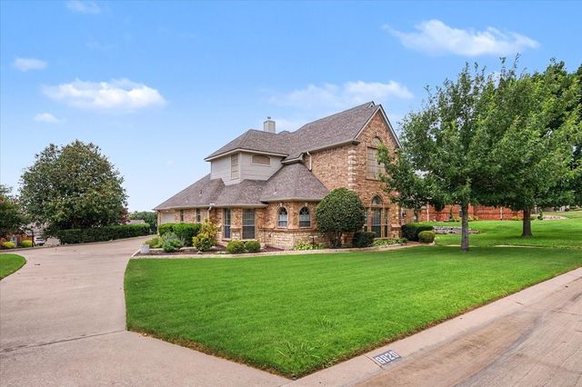 8820 Saint Annes Court, Fort Worth, TX 76179