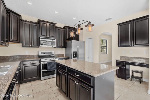 4306 Biscayne Cove Court, Kissimmee, FL 34744