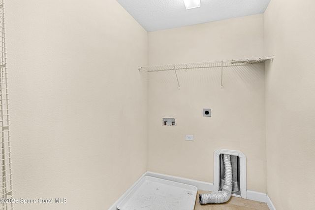 4306 Biscayne Cove Court, Kissimmee, FL 34744