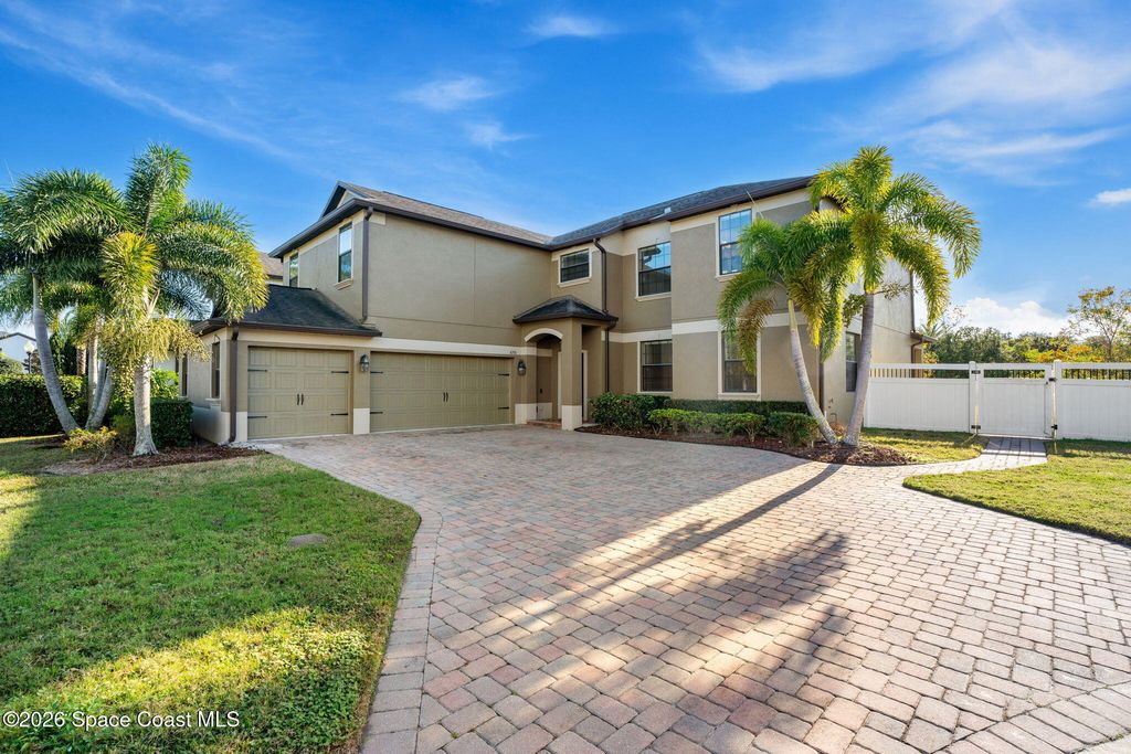 4306 Biscayne Cove Court, Kissimmee, FL 34744