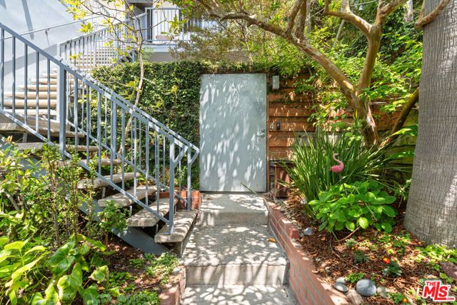 631 Pier Avenue, Santa Monica, CA 90405