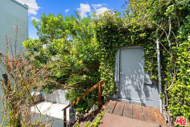 631 Pier Avenue, Santa Monica, CA 90405