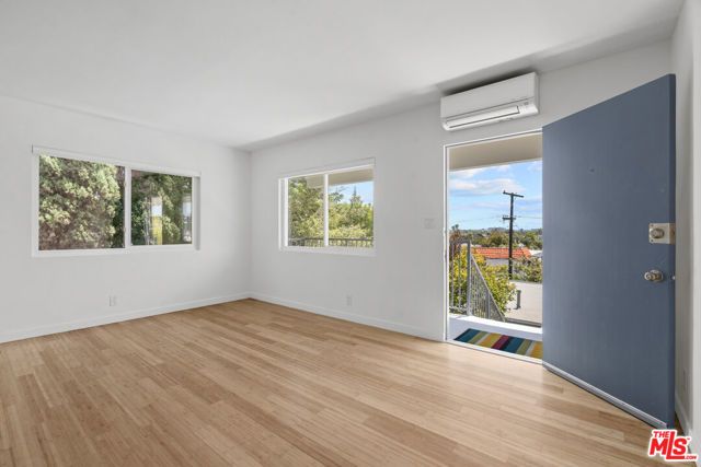 631 Pier Avenue, Santa Monica, CA 90405