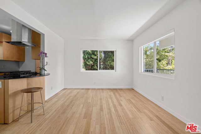 631 Pier Avenue, Santa Monica, CA 90405