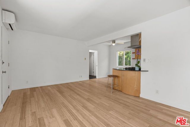 631 Pier Avenue, Santa Monica, CA 90405