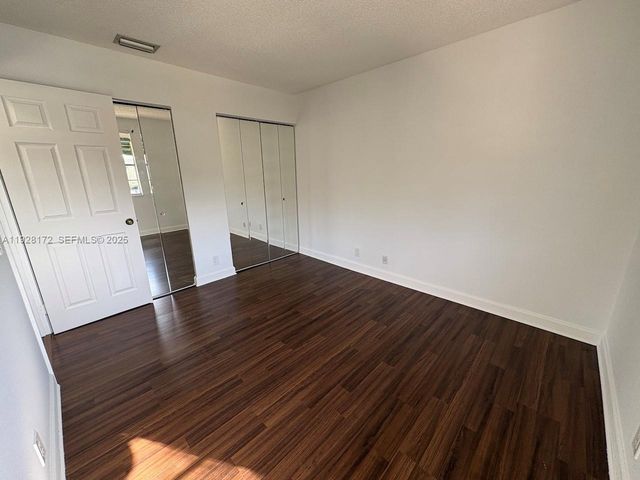 6579 Via Regina 6, Boca Raton, FL 33433