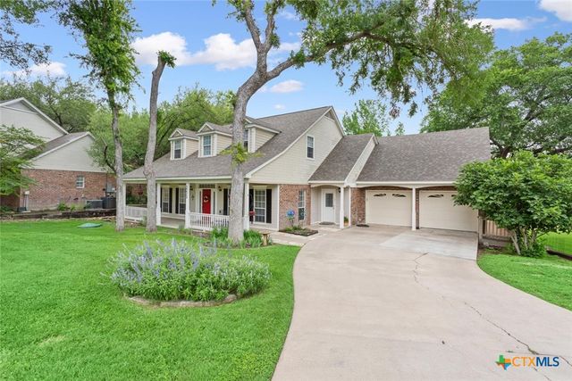 2212 Bluff Circle, Salado, TX 76571
