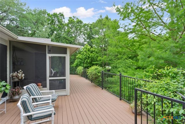 2212 Bluff Circle, Salado, TX 76571