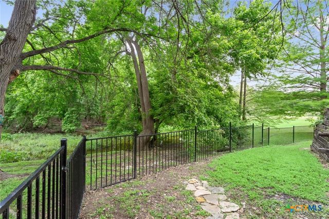 2212 Bluff Circle, Salado, TX 76571