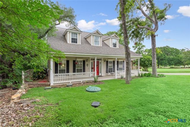 2212 Bluff Circle, Salado, TX 76571