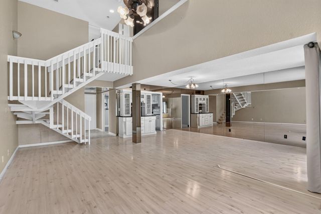 665 SE 21st Avenue 102, Deerfield Beach, FL 33441