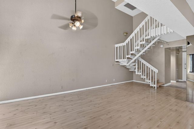 665 SE 21st Avenue 102, Deerfield Beach, FL 33441