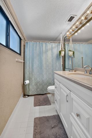 665 SE 21st Avenue 102, Deerfield Beach, FL 33441