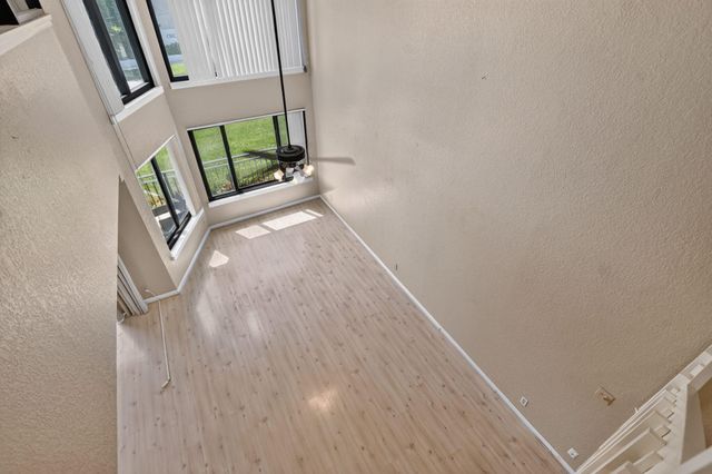 665 SE 21st Avenue 102, Deerfield Beach, FL 33441