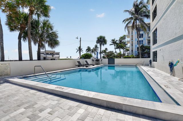 665 SE 21st Avenue 102, Deerfield Beach, FL 33441