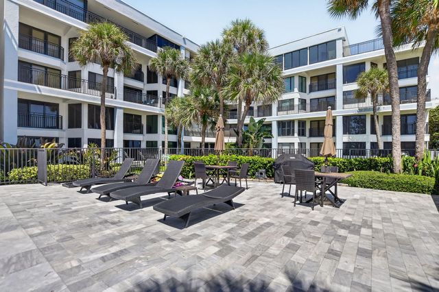 665 SE 21st Avenue 102, Deerfield Beach, FL 33441