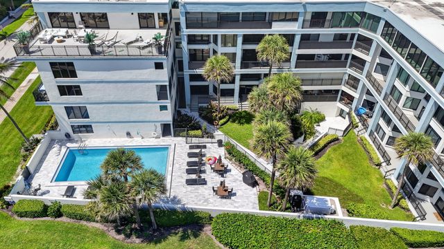 665 SE 21st Avenue 102, Deerfield Beach, FL 33441